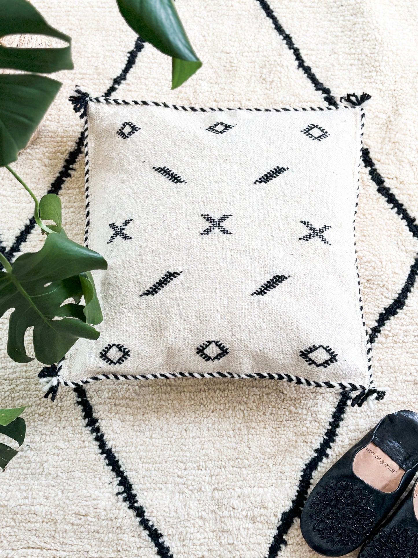 Handmade Berber Wool Cushion Cover - Crosses