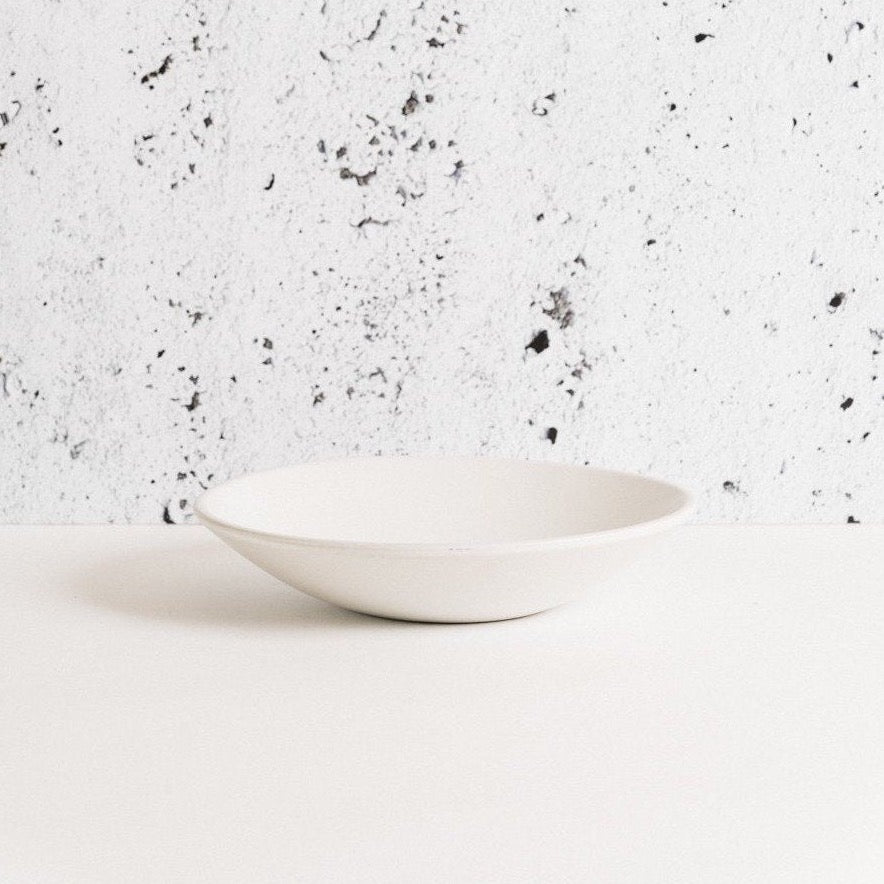24cm Organic Shaped Pasta Bowl In Matt White