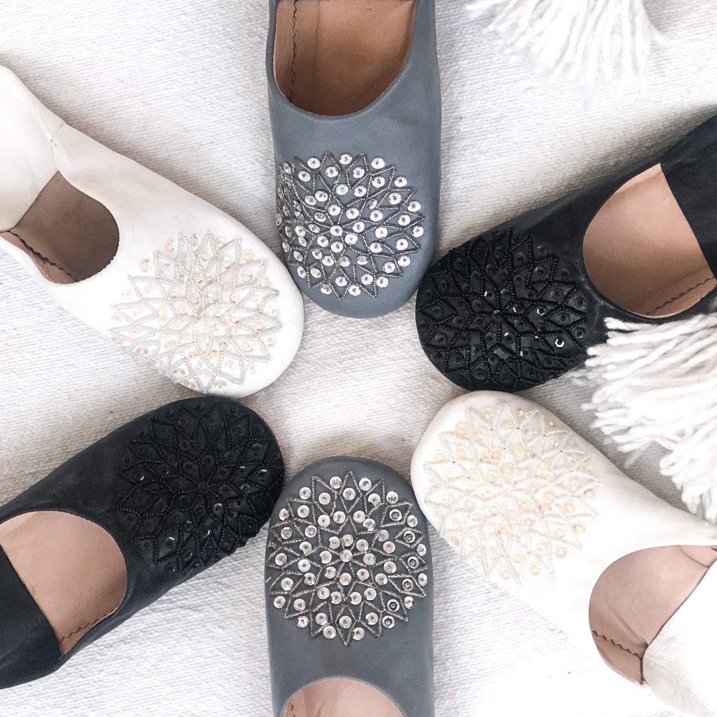 Moroccan Babouche Slippers in White