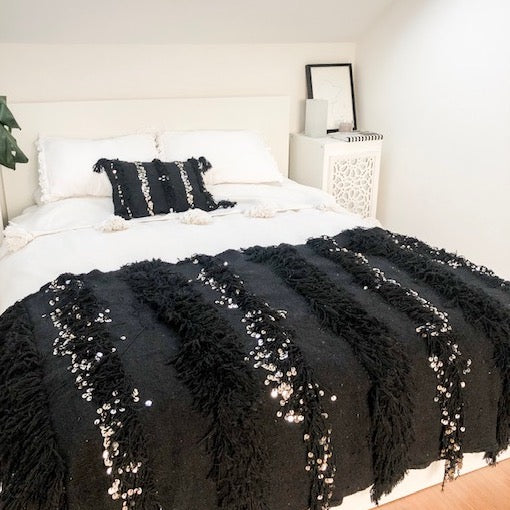 Modern Moroccan Handira Wedding Blanket In Black (LAST ONE)
