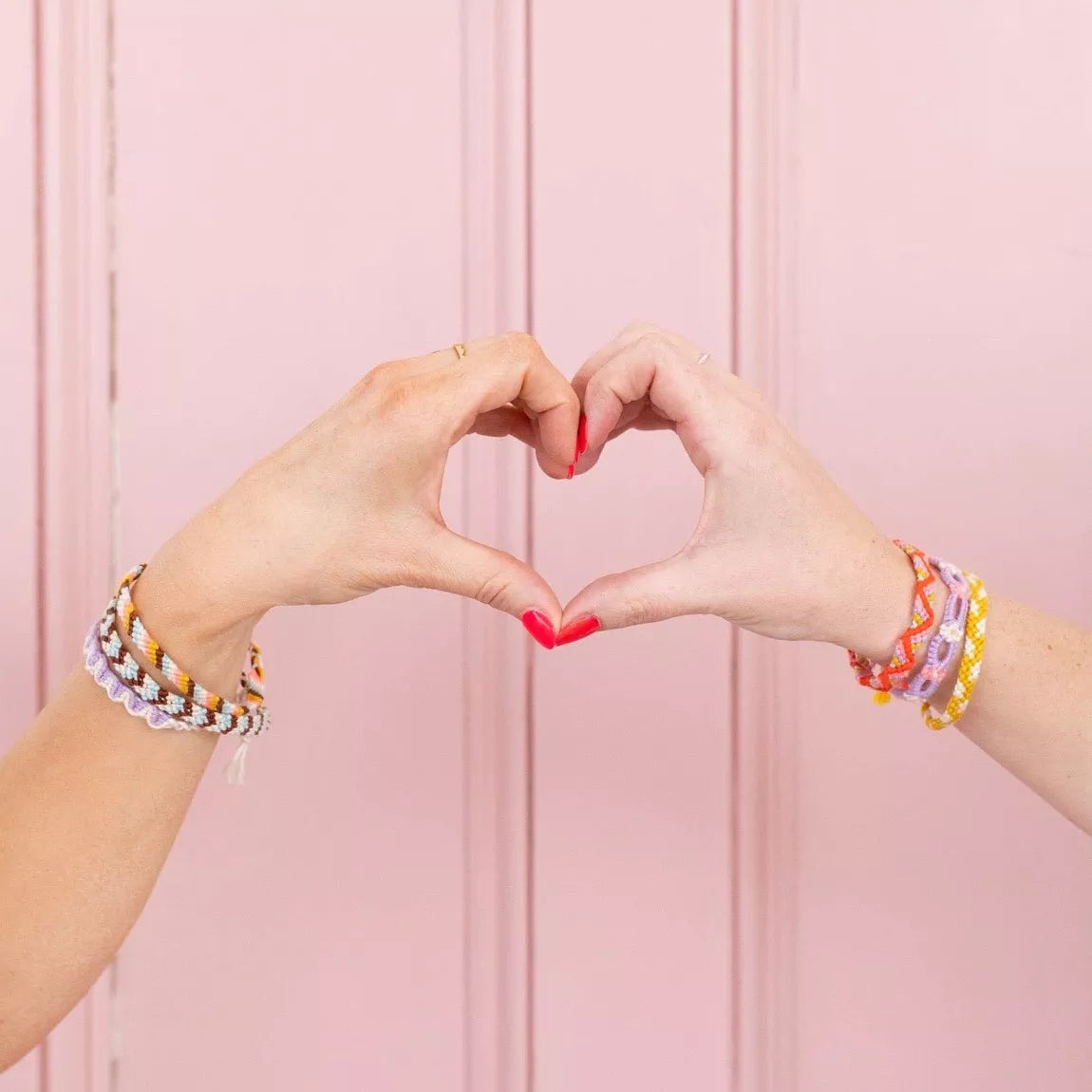 Buy Friendship Bracelet Kit By Cotton Clara Online – Beldi Maison