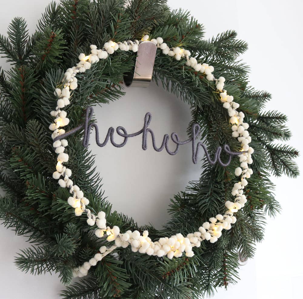 Christmas hohoho wreath with fairy lights: Soft White/Warm Grey