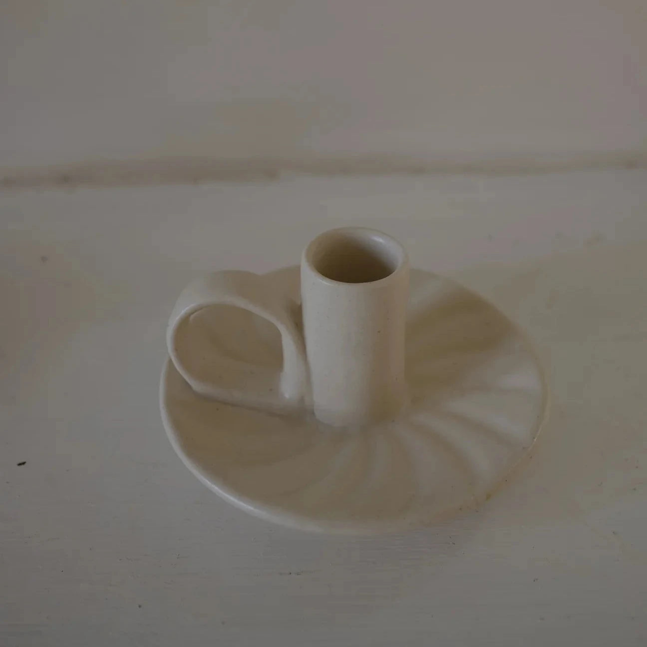 Wee Willy Winkee Candle Holder - Cream Ridged