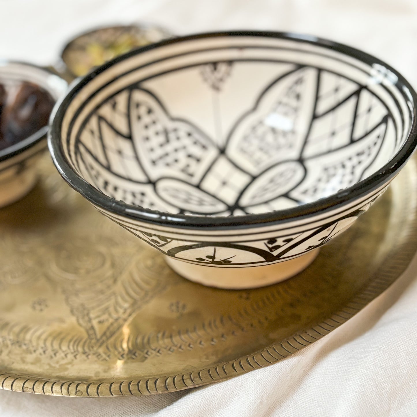 Maxi Moroccan "Zwak" bowl In Black & White