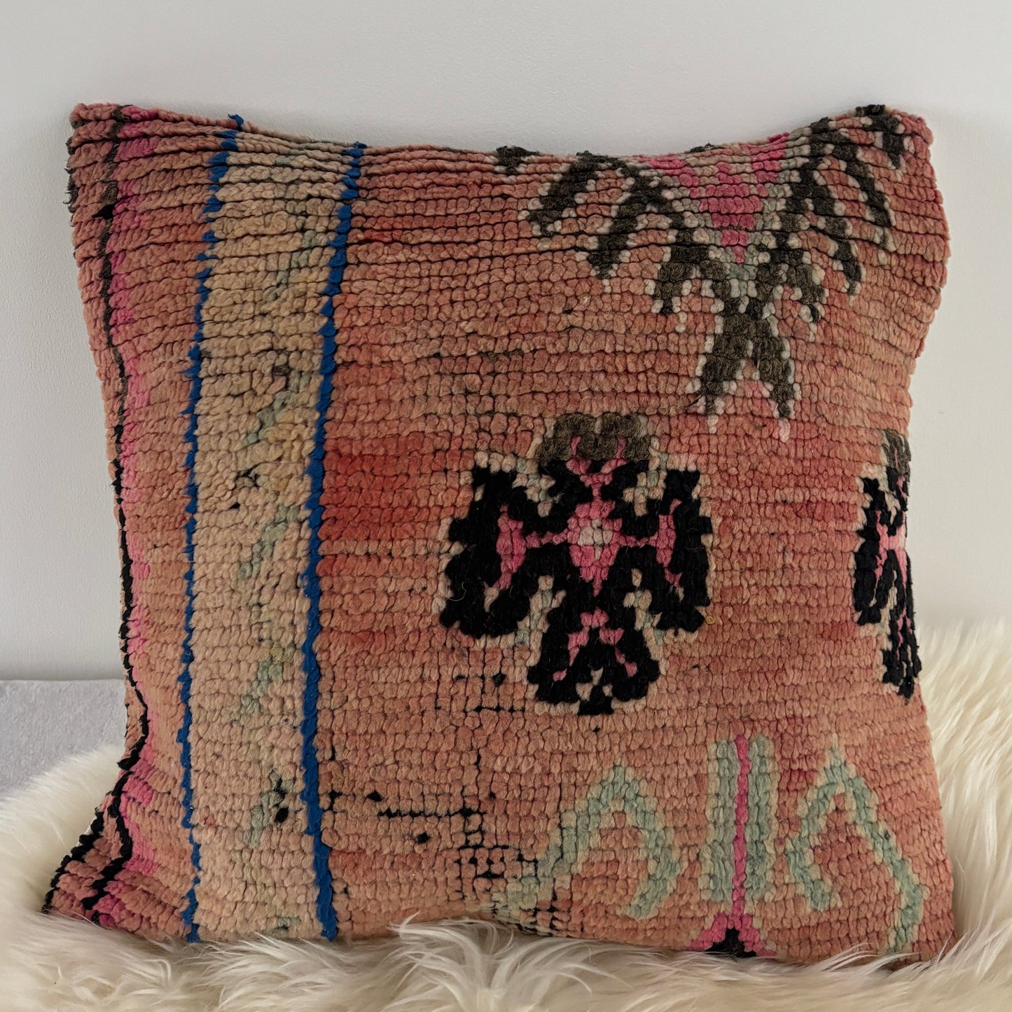 Vintage Moroccan Boujaad Cushion - No. 11