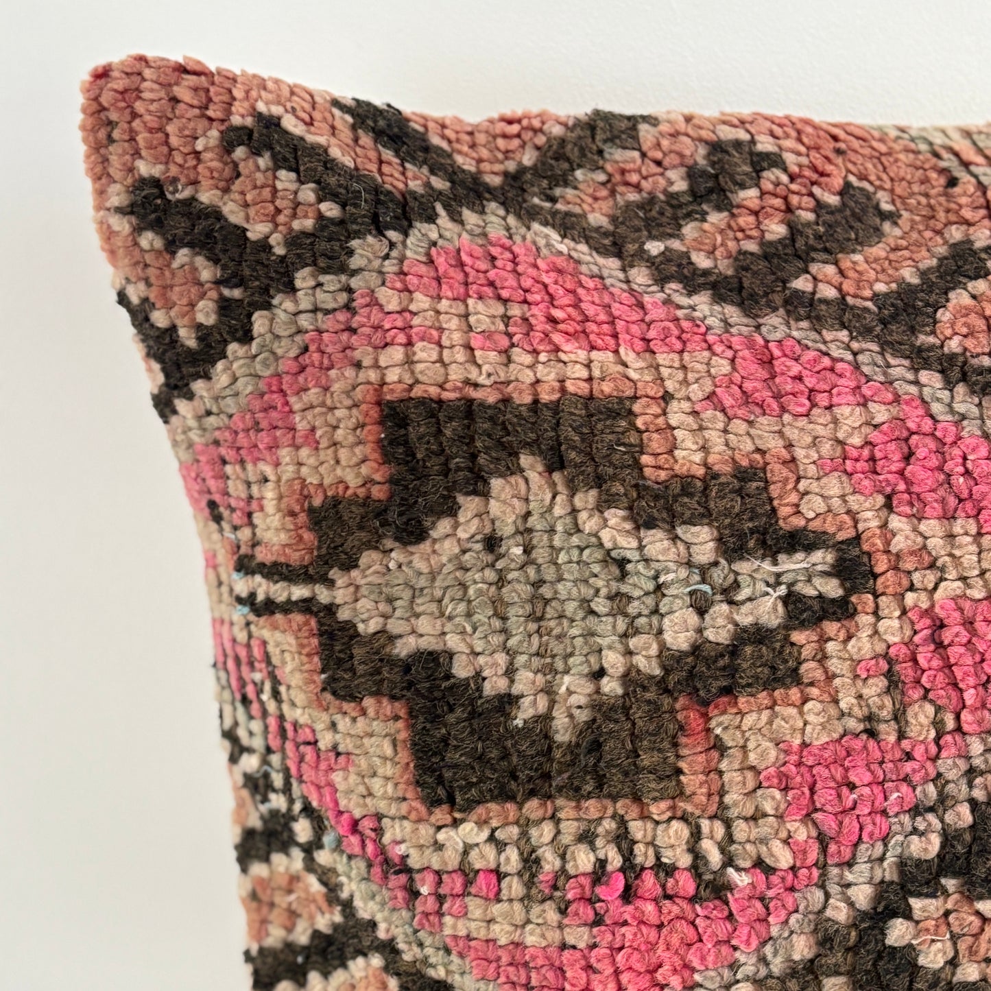 Vintage Moroccan Boujaad Cushion - No. 12