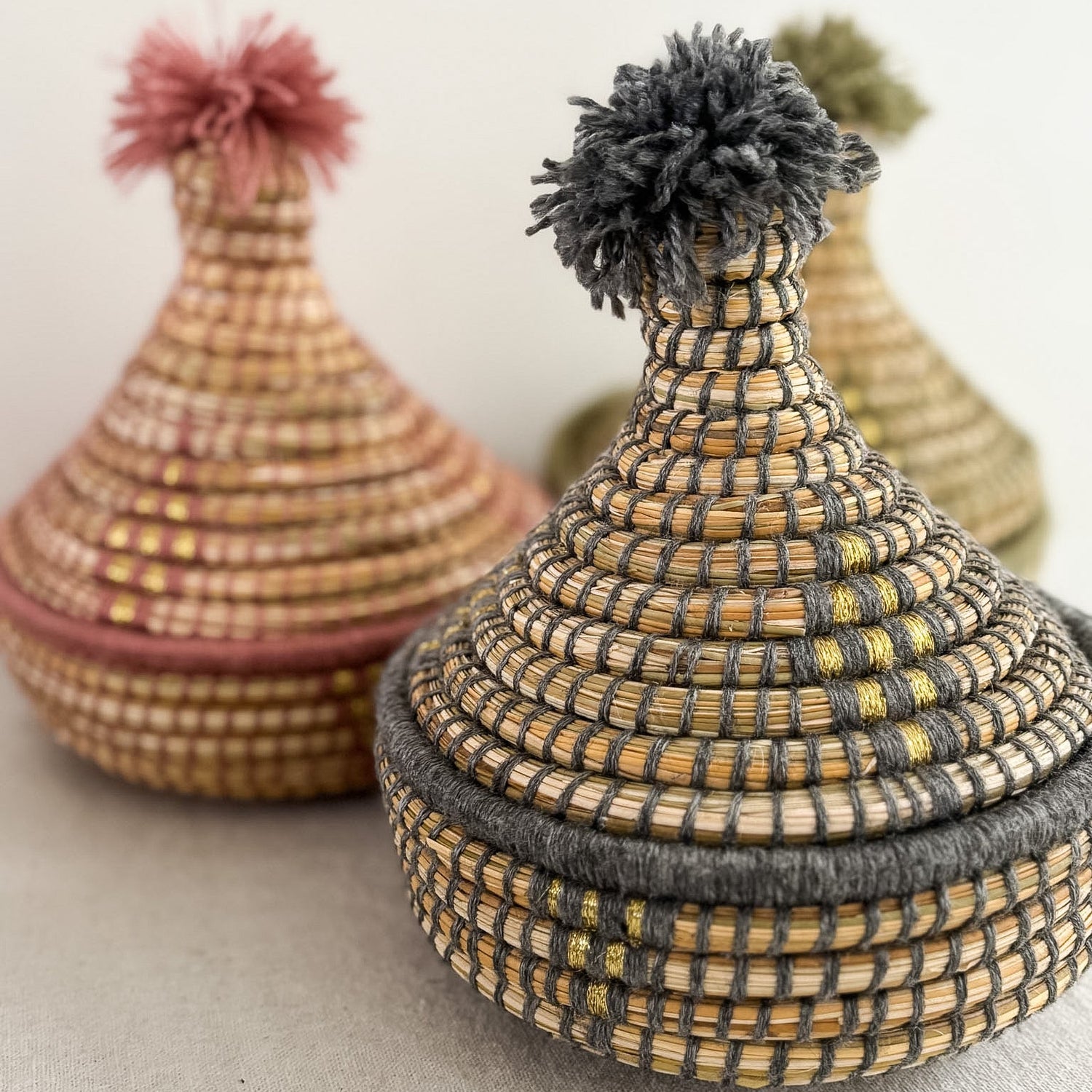 Medium Berber Tagine Basket in Mauve