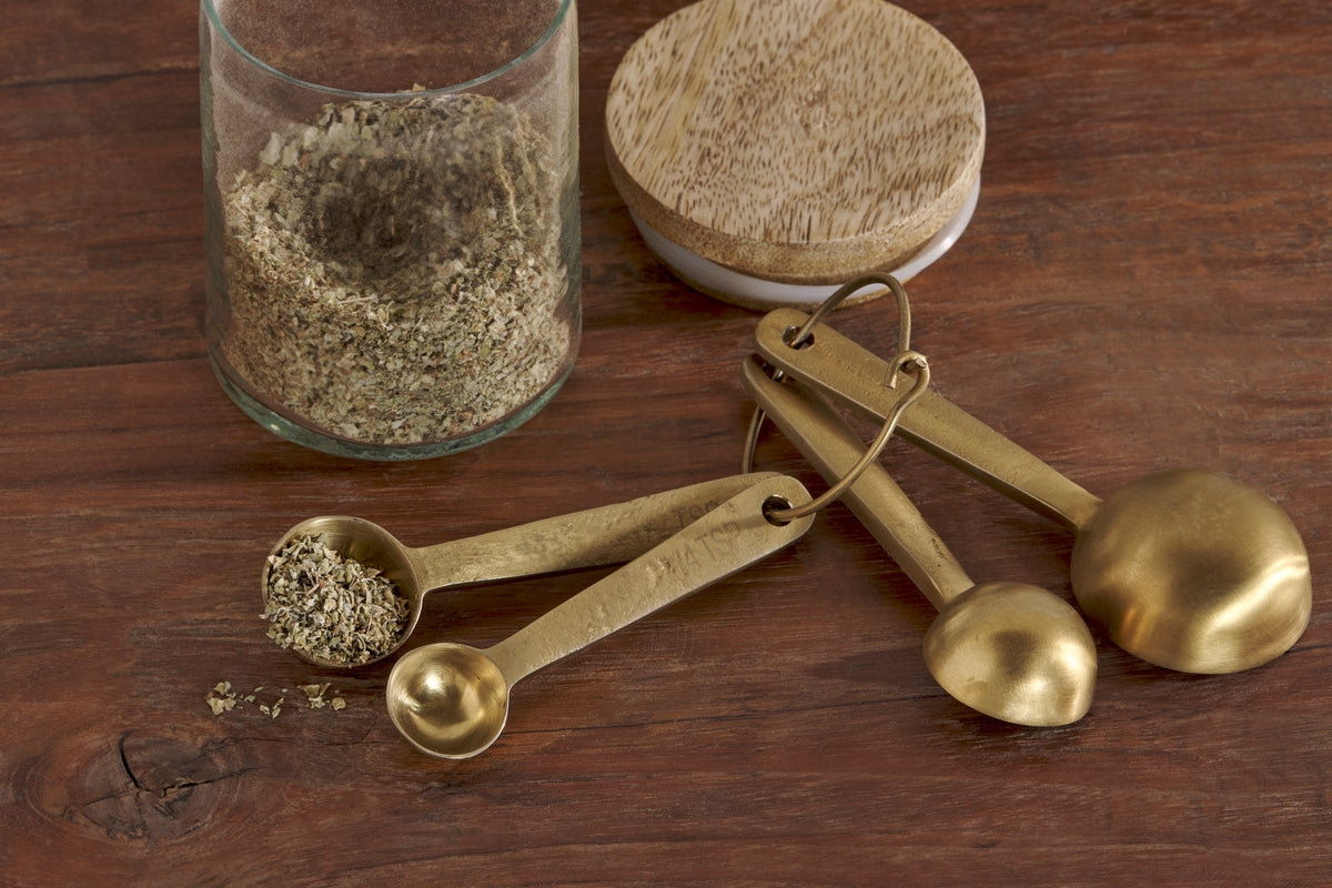 Mane Measuring Spoons in Brushed Gold By Nkuku
