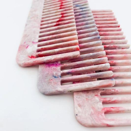 Recycled Plastic Comb - Raspberry Ripple By Müll