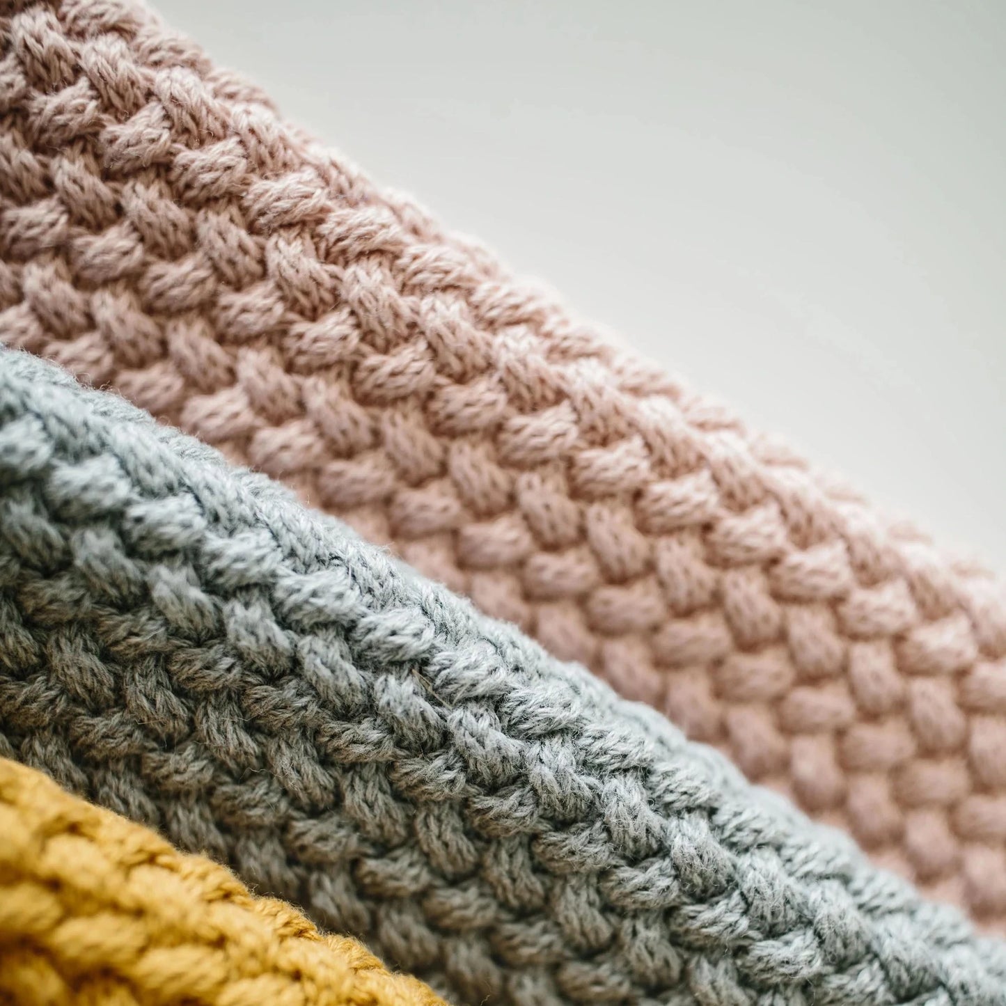 Avery Row Organic Plait Knit Baby Blanket - Blush Pink