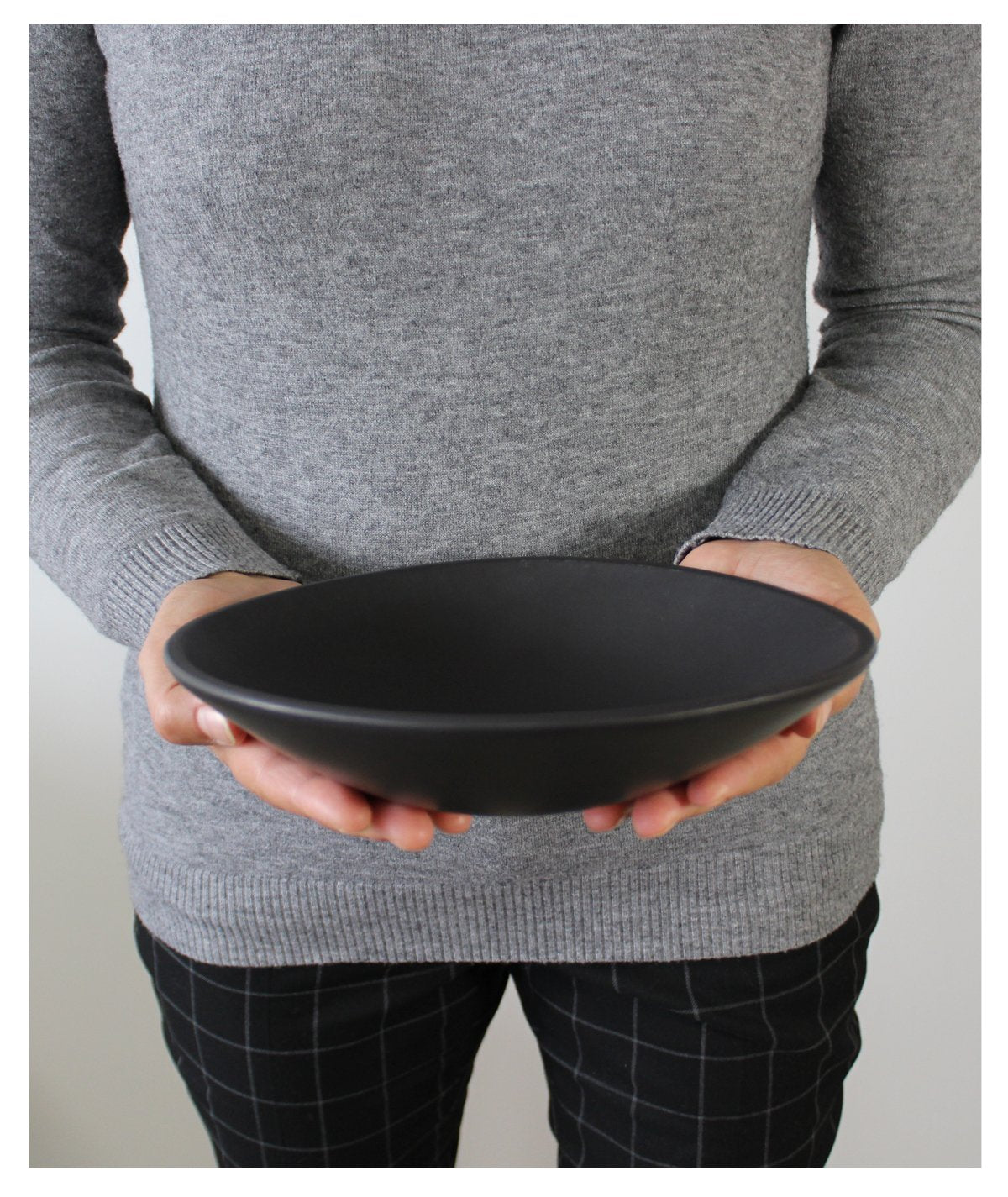 24cm Organic Shaped Pasta Bowl In Matte Black