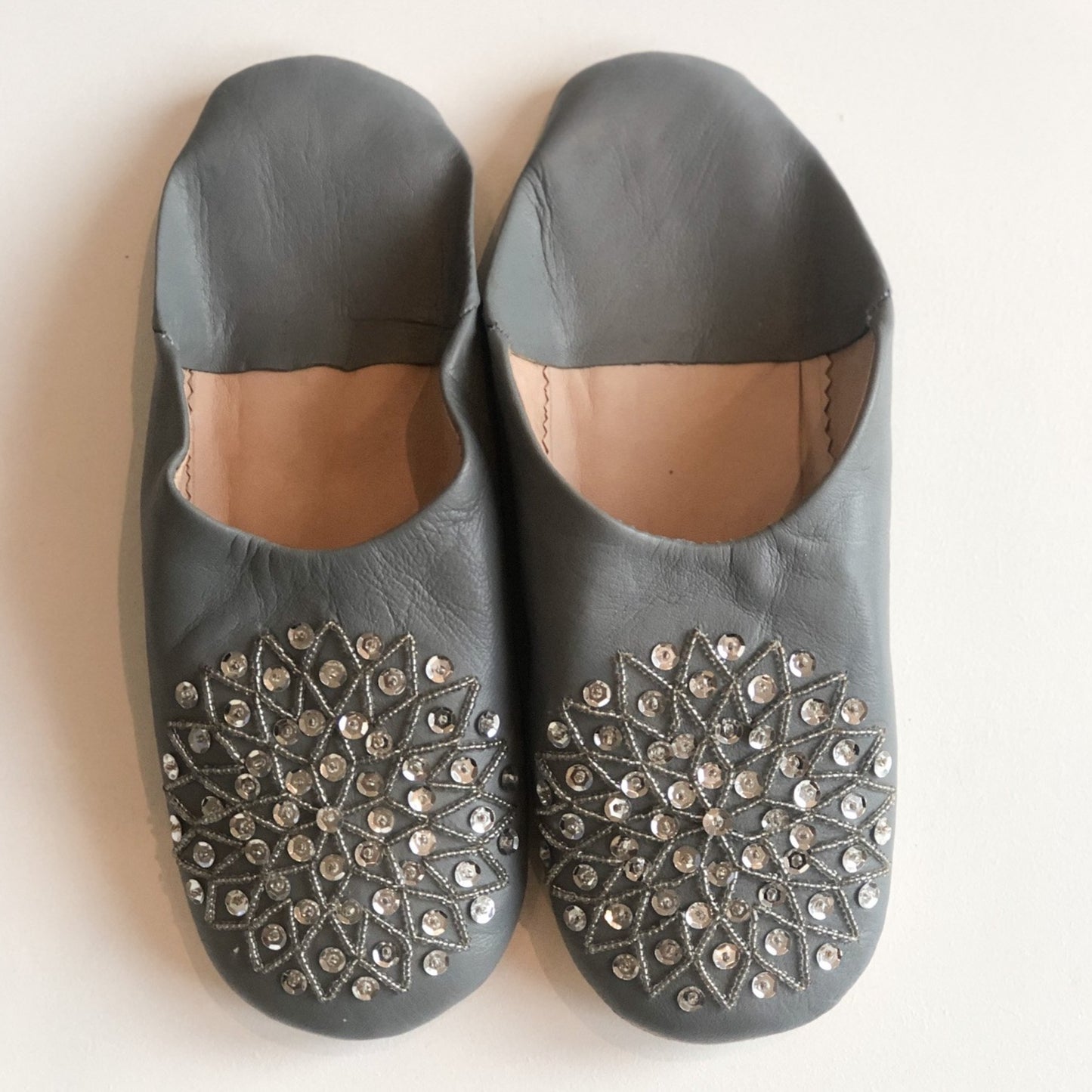 Moroccan Babouche Slippers In Grey