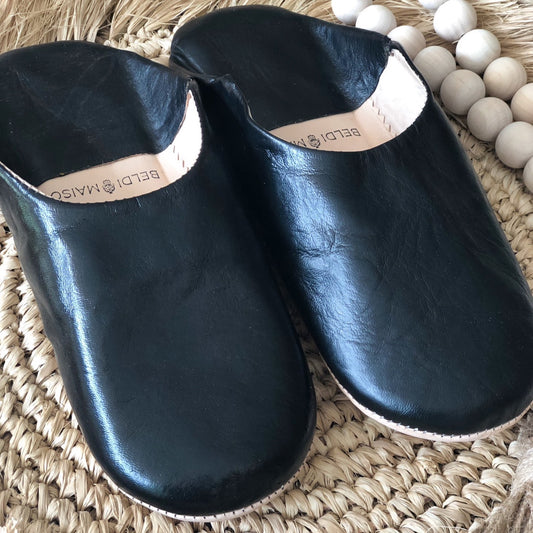 Men's Moroccan Leather Babouche Slippers in Black 