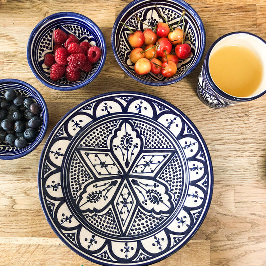 Moroccan "ZWAK" Plate in Blue & White - Medium