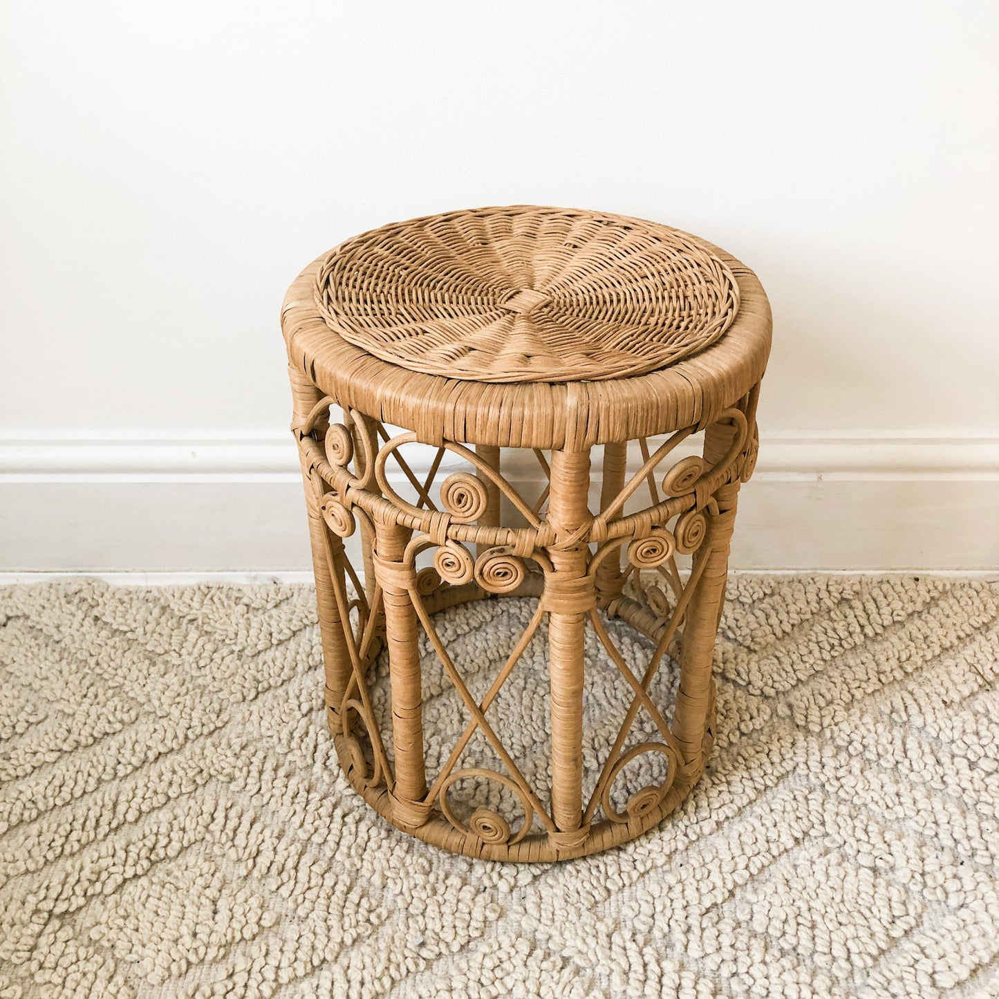 Small Vintage 1970s Rattan Side Table / Plant Stand