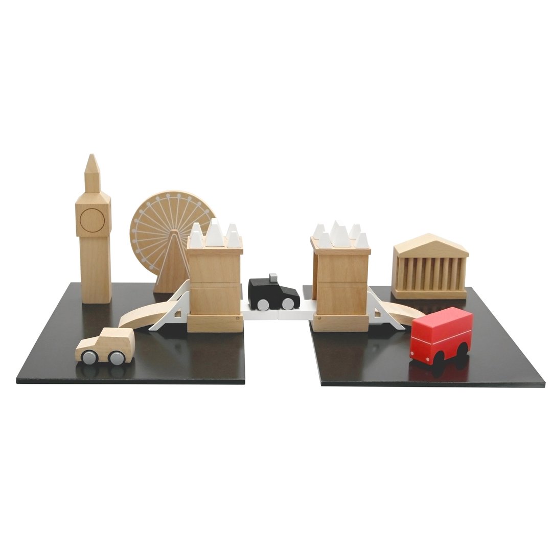 WOODEN LONDON TOWN PLAY SET TOY