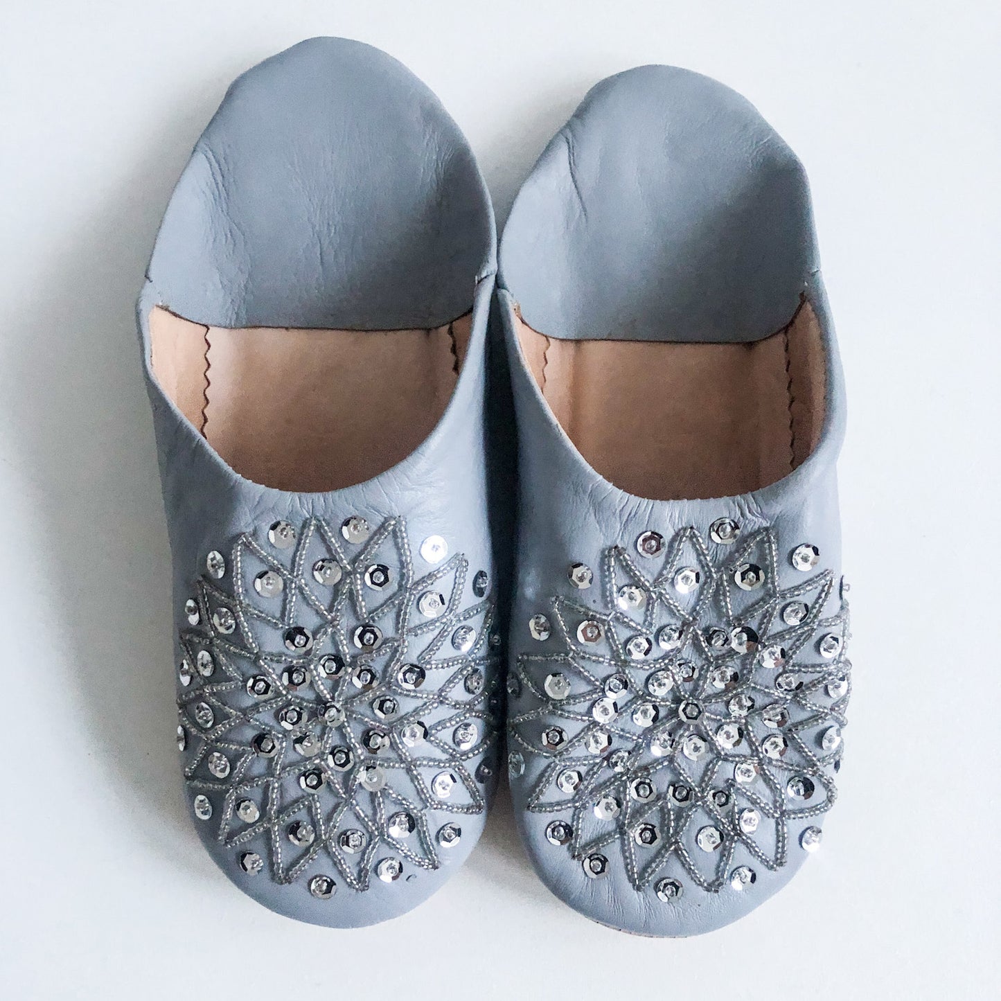 Moroccan Babouche Slippers In Light Grey