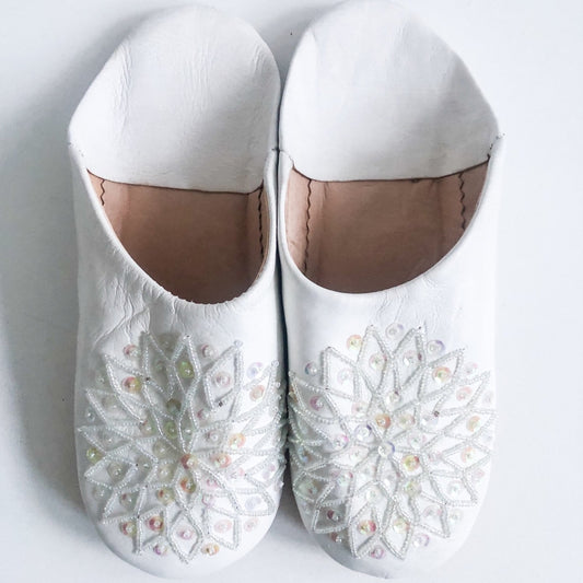 Moroccan Babouche Slippers in White