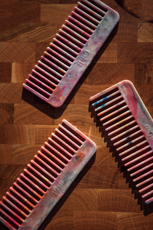 Recycled Plastic Comb - Raspberry Ripple By MÜLL