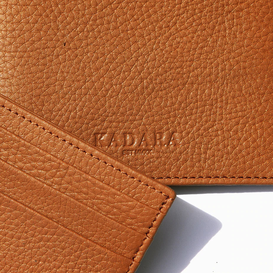 Débò - Sand Brown Leather Cardholder by Kadara
